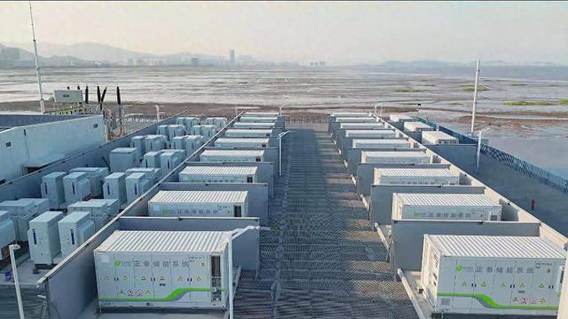 正泰电器2024年营收和净利润双增低压电器业务在三大细分市场中均位列第一(图1)