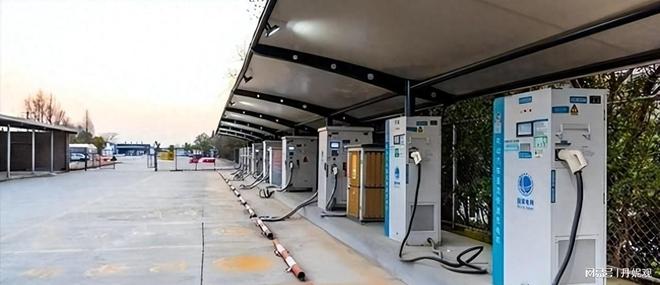 不缺电的中国为何仍在狂建电厂？美媒：中国在造电力能源长城！(图1)